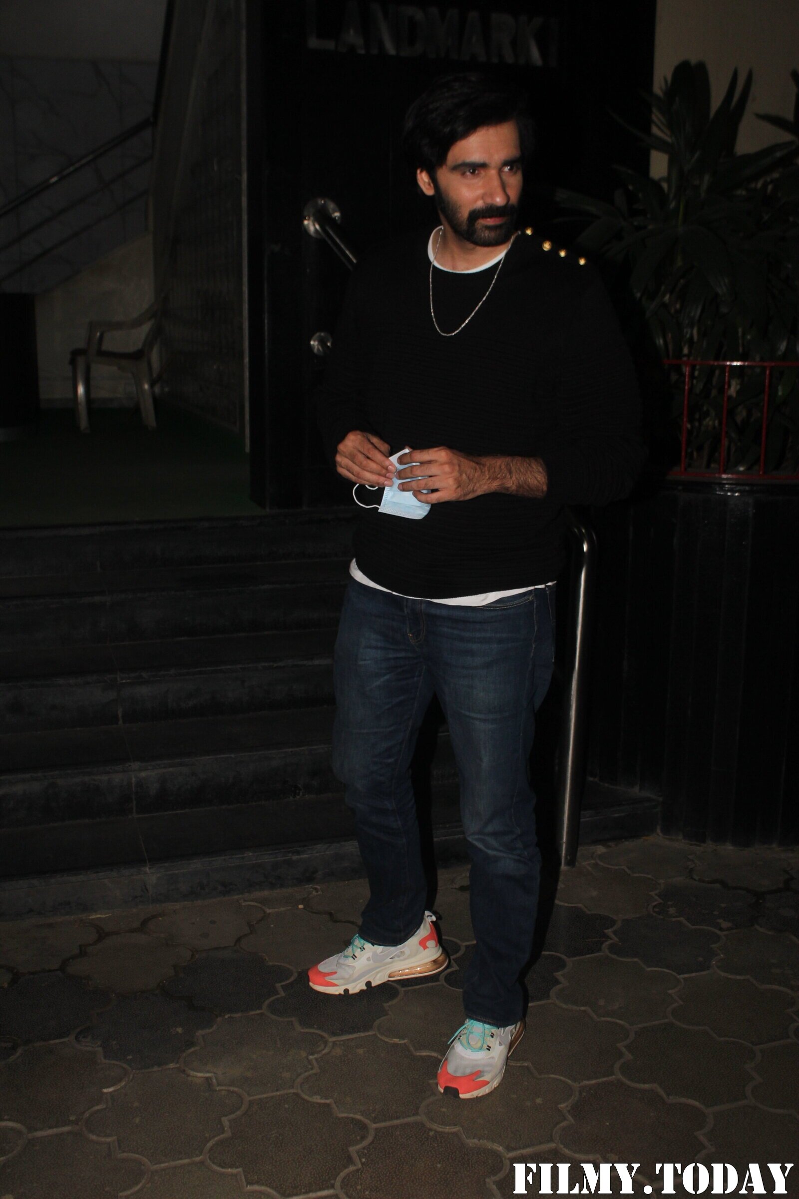 Avinash Tiwary - Photos: Screening Of Hindi Film The Girl On The Train | Picture 1776506