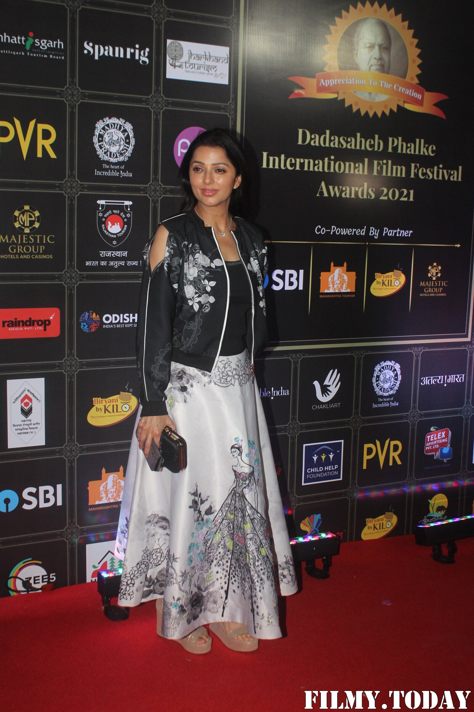 Bhumika Chawla - Photos: Celebs At Dadasaheb Phalke Awards 2021 | Picture 1776684