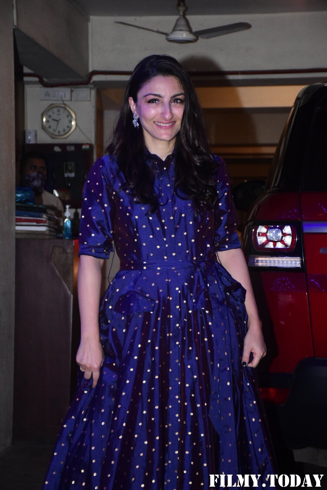 Soha Ali Khan - Photos: Celebs Spotted At Kareena Kapoor's House For New Year Party | Picture 1763719