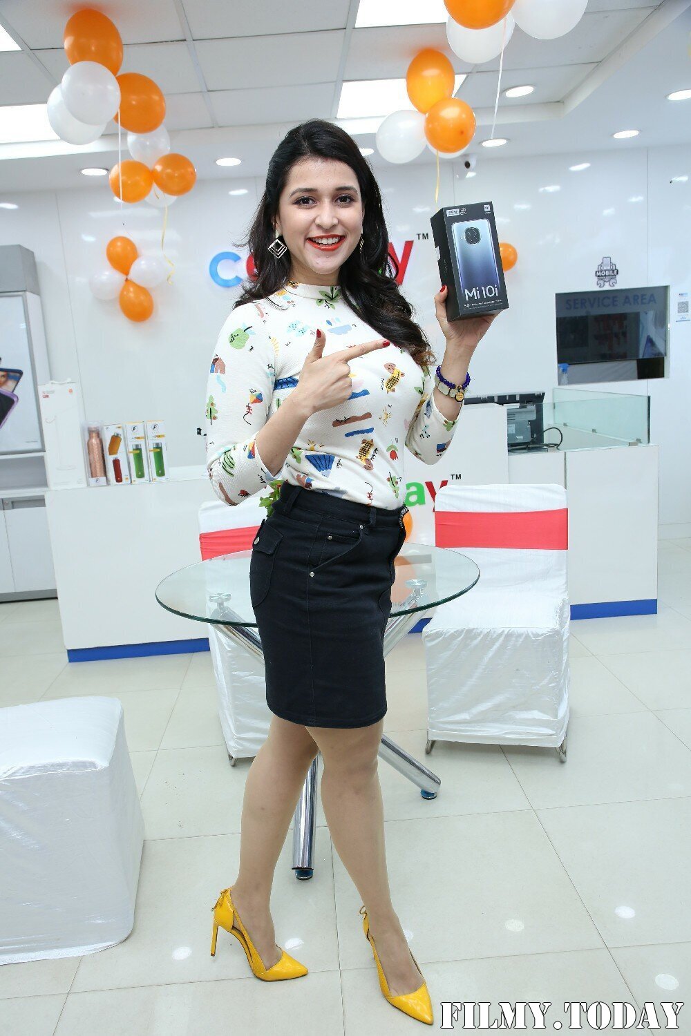 Photos: Mannara Chopra Unveils Xiaomi Mi10i Smartphone | Picture 1765977