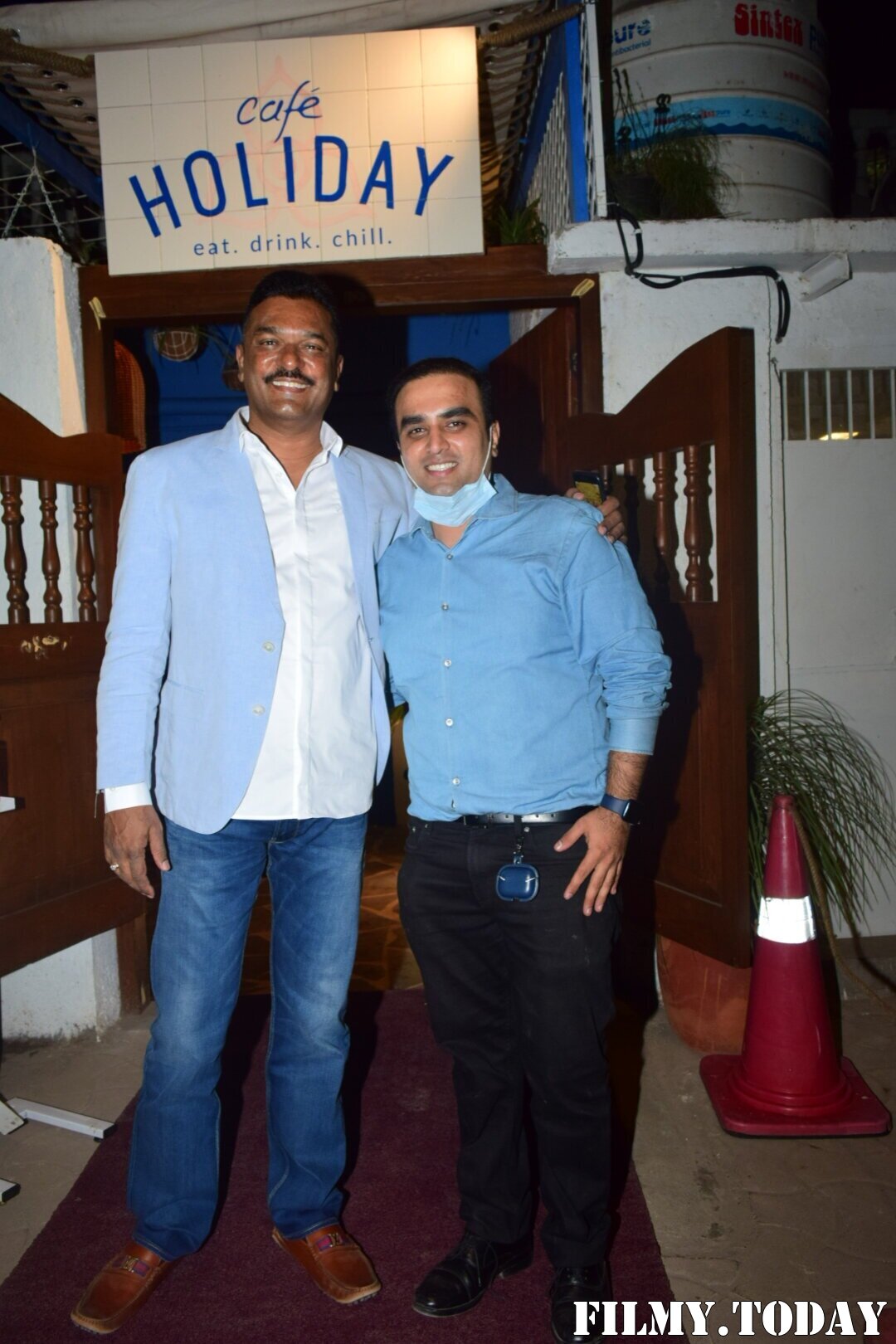 Photos: Celebs At The Launch Of Holiday Resturant In Versova | Picture 1770467