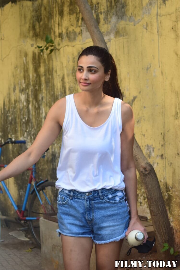Daisy Shah - Photos: Celebs Spotted At Gym | Picture 1770659