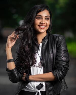 Smruthi Venkat Latest Photoshoot | Picture 1811365