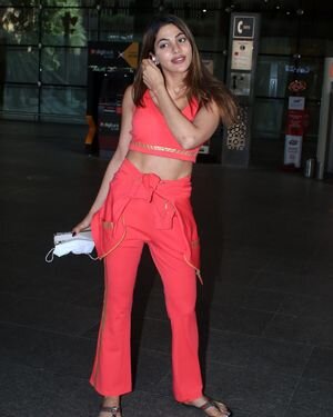 Nikki Tamboli - Photos: Celebs Spotted At Airport | Picture 1811403