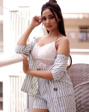 Ashi Singh Latest Photos | Picture 1811784