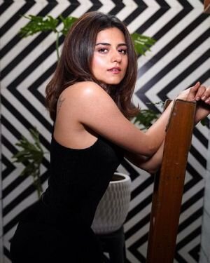 Ridhi Dogra Latest Photos | Picture 1812573