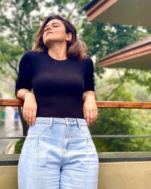 Ridhi Dogra Latest Photos | Picture 1812594