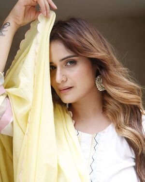 Aarti Singh Latest Photos | Picture 1815492