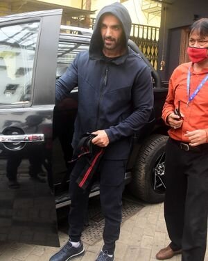 John Abraham - Photos: Celebs Spotted At Bandra | Picture 1820133