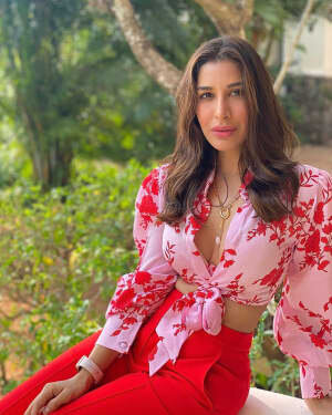 Sophie Choudry Latest Photos | Picture 1808599