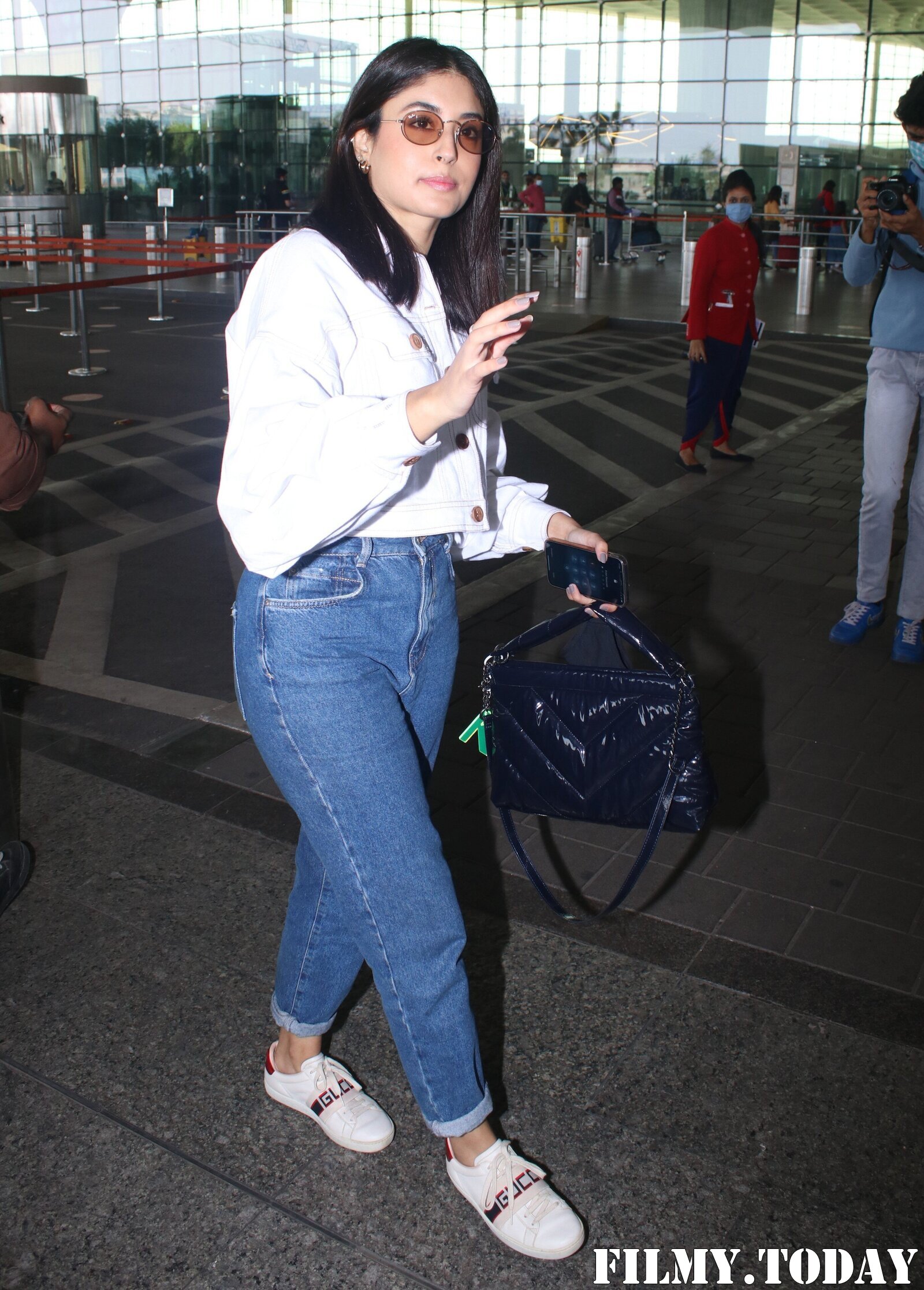 Kritika Kamra - Photos: Celebs Spotted At Airport | Picture 1778232