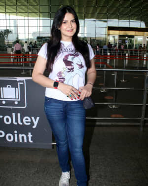 Zareen Khan - Photos: Celebs Spotted At Airport | Picture 1778235