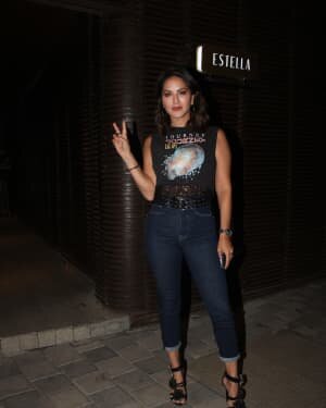 Sunny Leone - Photos: Celebs Spotted At Juhu | Picture 1778198