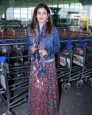 Raveena Tandon - Photos: Celebs Spotted At Airport | Picture 1778341