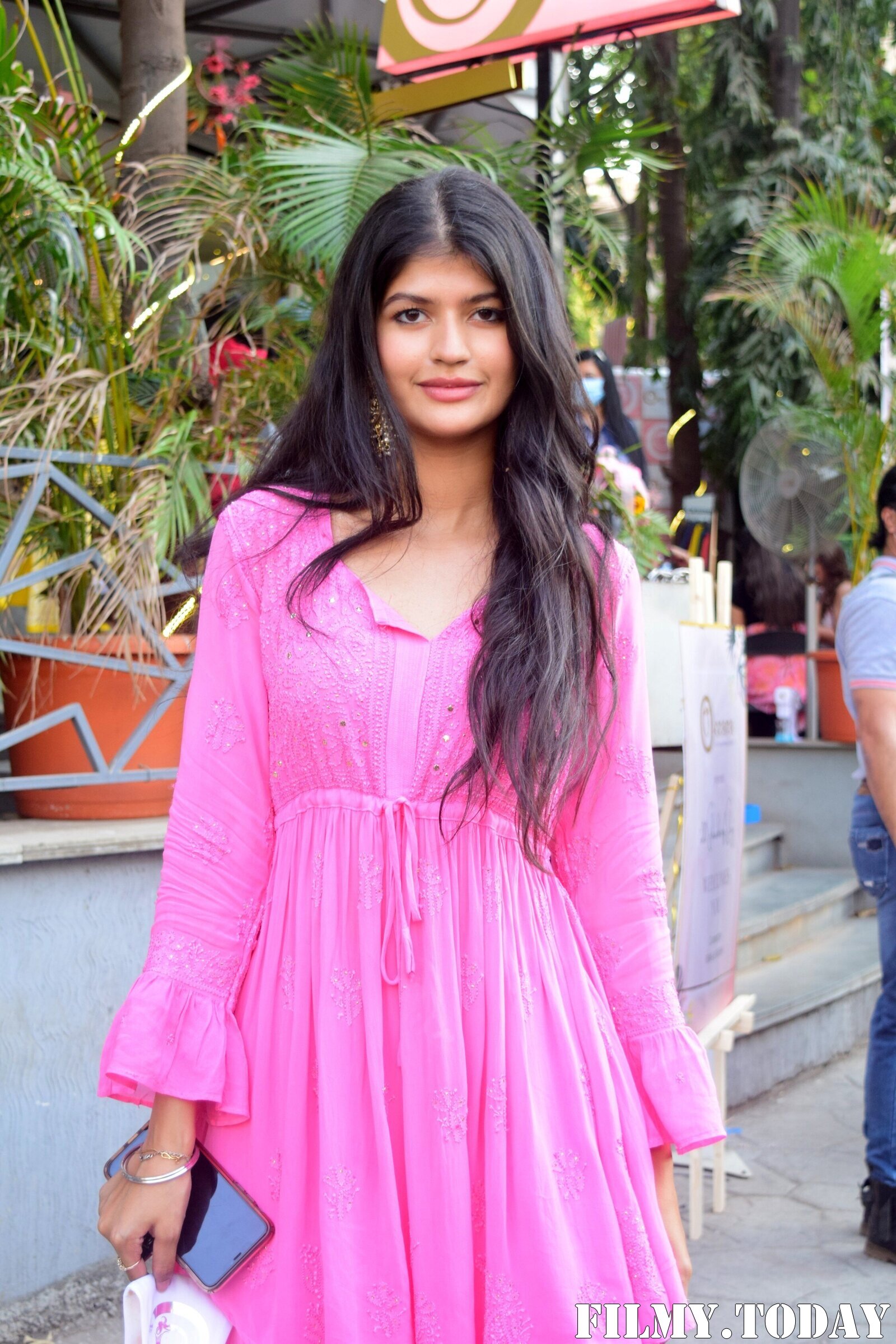 Anjini Dhawan - Photos: Celebs Spotted At Juhu | Picture 1778714
