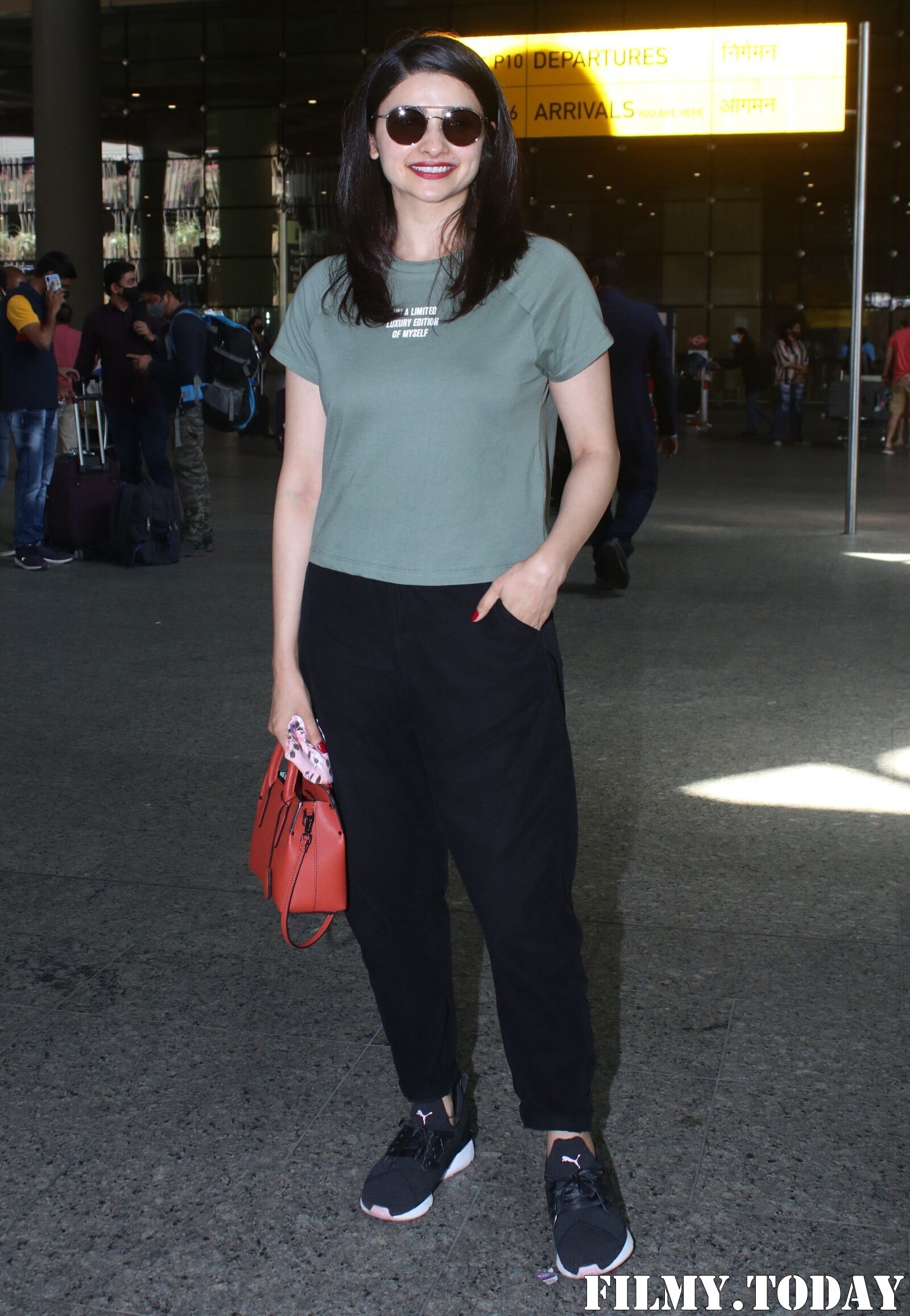 Prachi Desai - Photos: Celebs Spotted At Airport | Picture 1780210