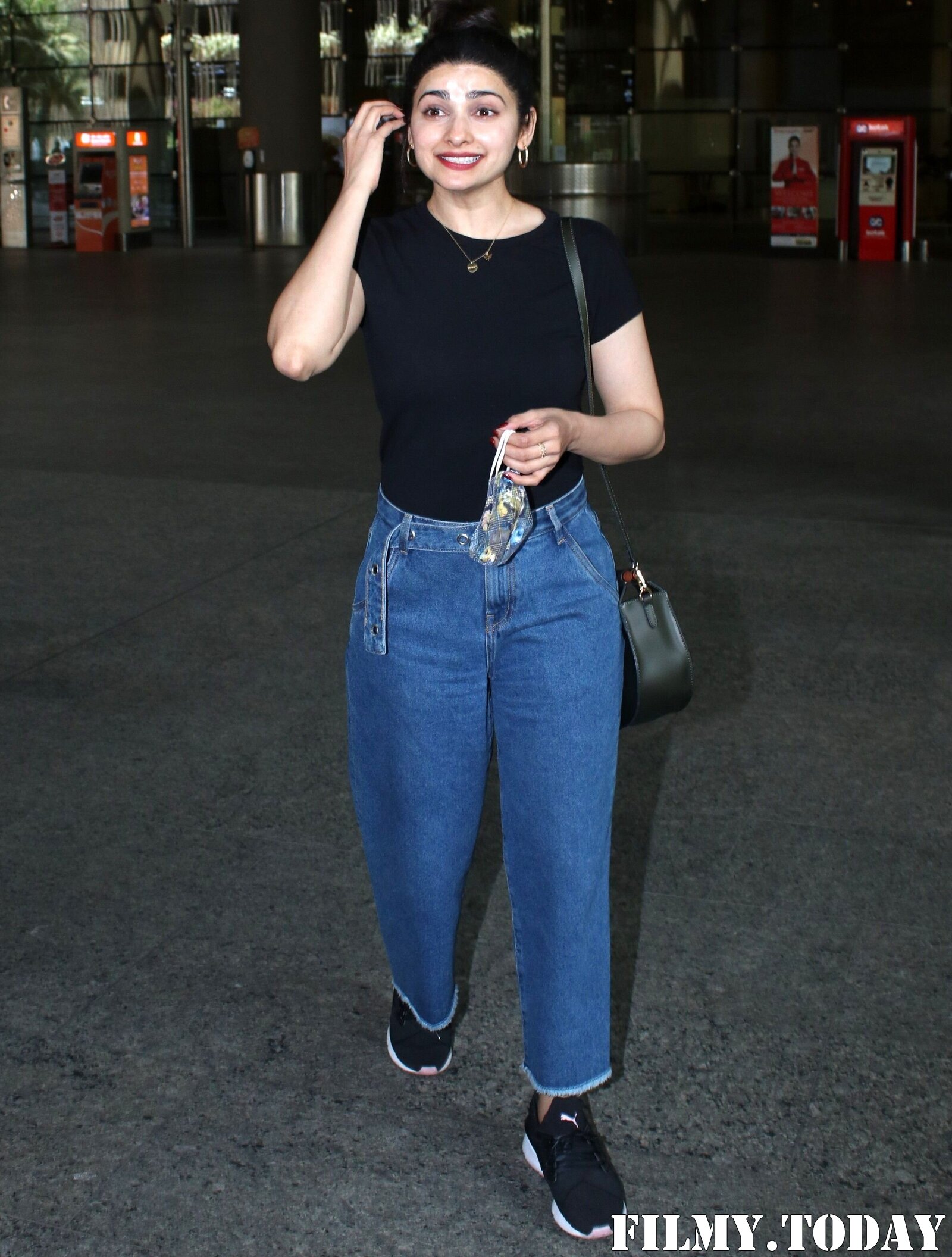 Prachi Desai - Photos: Celebs Spotted At Airport | Picture 1780939