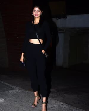 Anjini Dhawan - Photos: Celebs Spotted At Bandra | Picture 1780984