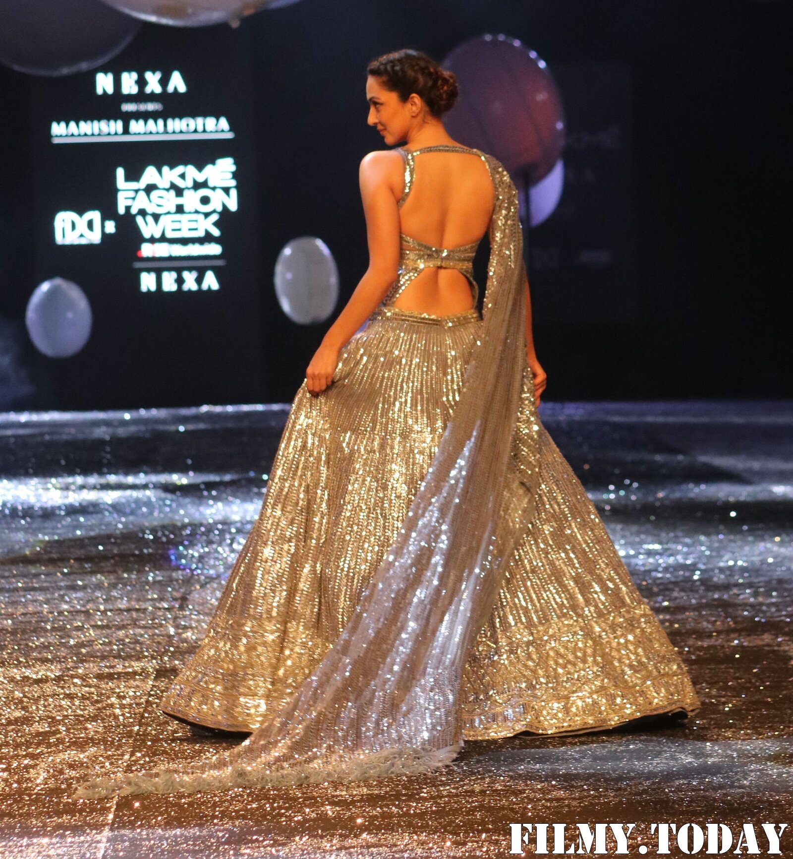 Kiara Advani - Photos: Lakme Fashion Week 2021 Day 2 | Picture 1781150