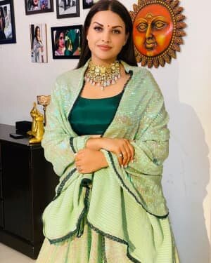 Himanshi Khurana Latest Photos | Picture 1792157