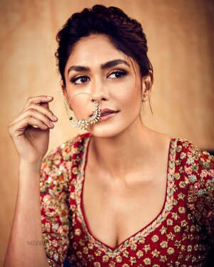 Mrunal Thakur Latest Photos | Picture 1798128