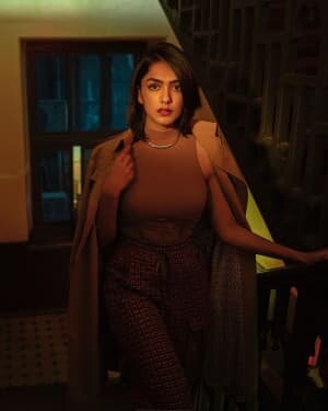 Mrunal Thakur Latest Photos | Picture 1798161