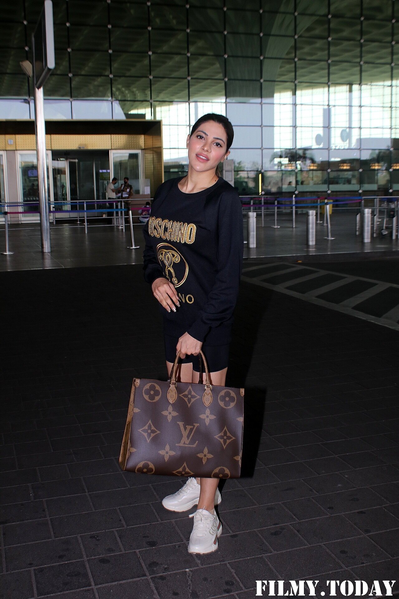 Nikki Tamboli - Photos: Celebs Spotted At Airport | Picture 1836195
