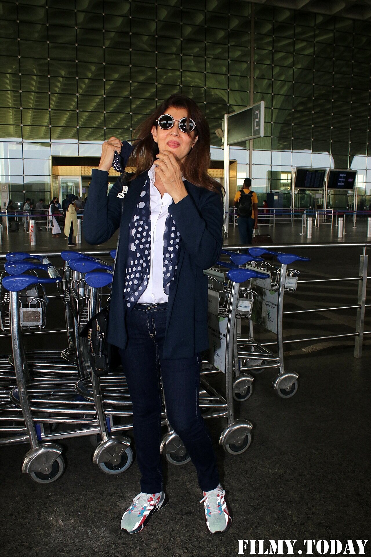 Sangeeta Bijlani - Photos: Celebs Spotted At Airport | Picture 1837372