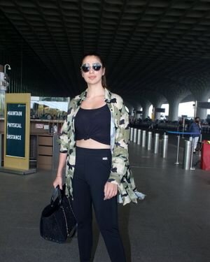 Raai Laxmi - Photos: Celebs Spotted At Airport | Picture 1837366
