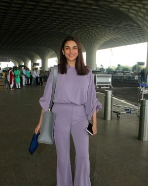 Aditi Rao Hydari - Photos: Celebs Spotted At Airport | Picture 1837753