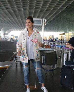 Kubbra Sait - Photos: Celebs Spotted At Airport | Picture 1837754