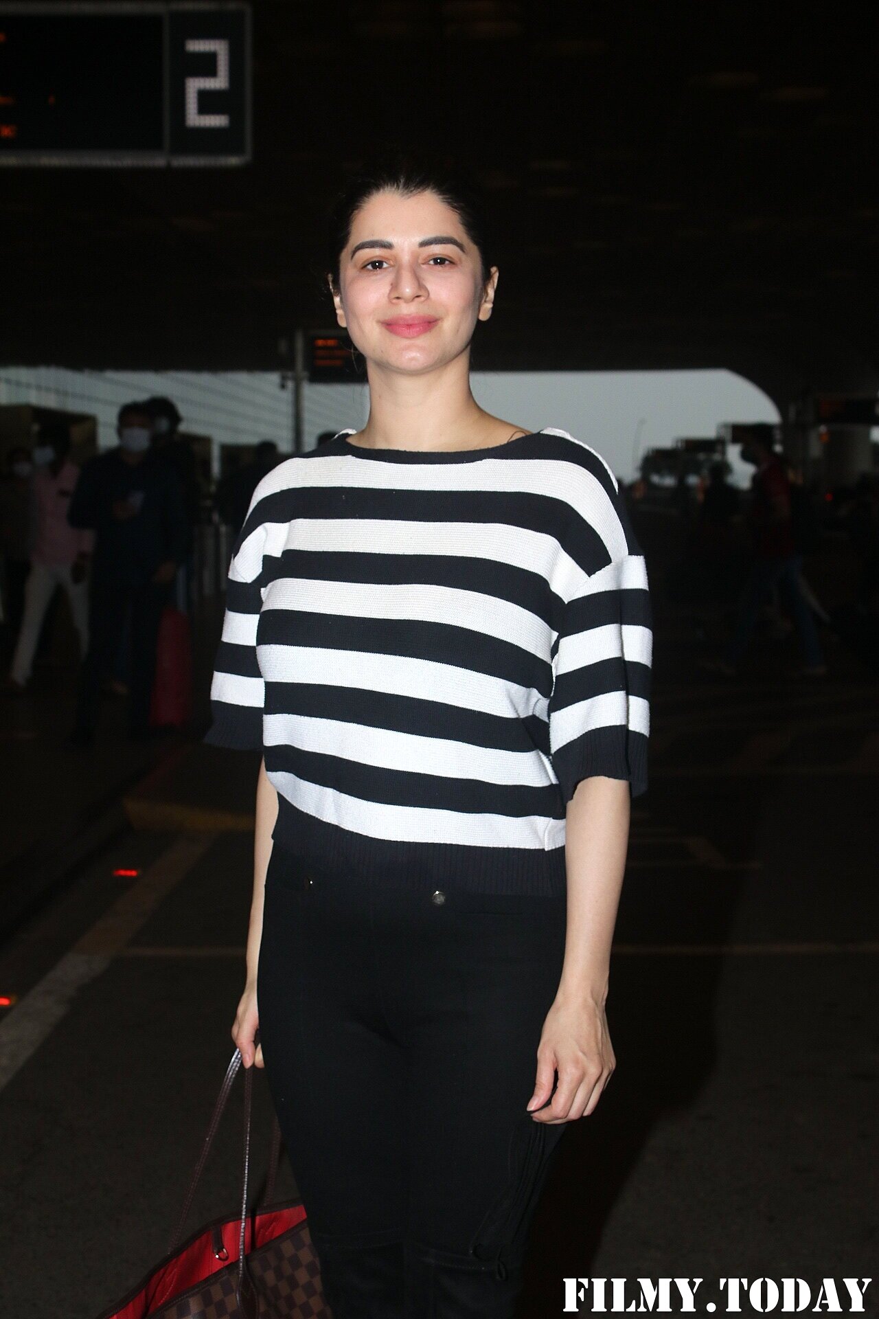 Kainaat Arora - Photos: Celebs Spotted At Airport | Picture 1838222