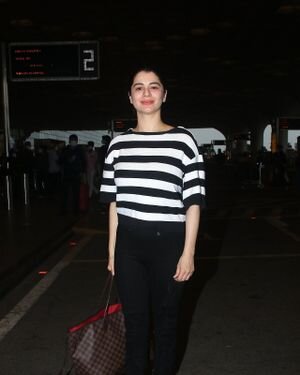 Kainaat Arora - Photos: Celebs Spotted At Airport | Picture 1838216