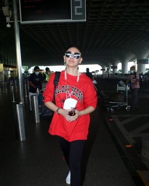 Shefali Jariwala - Photos: Celebs Spotted At Airport | Picture 1838390