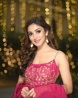 Donal Bisht Latest Photos | Picture 1841595