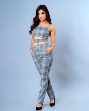 Donal Bisht Latest Photos | Picture 1841602