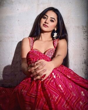 Helly Shah Latest Photos | Picture 1845381