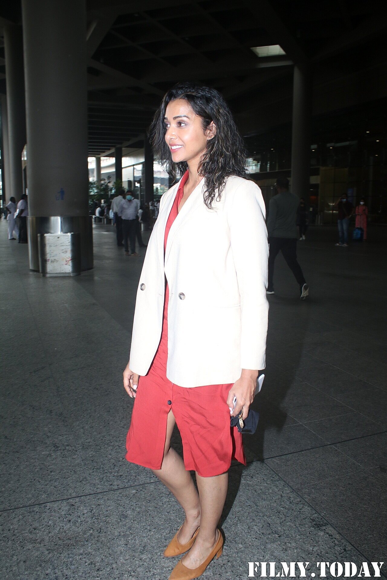Anupriya Goenka - Photos: Celebs Spotted At Airport | Picture 1844856