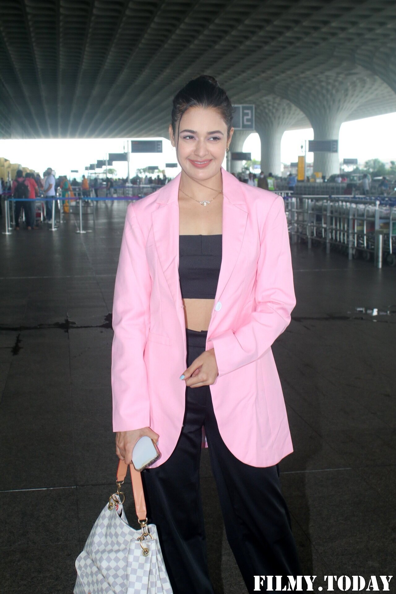 Yuvika Chaudhary - Photos: Celebs Spotted At Airport | Picture 1828252