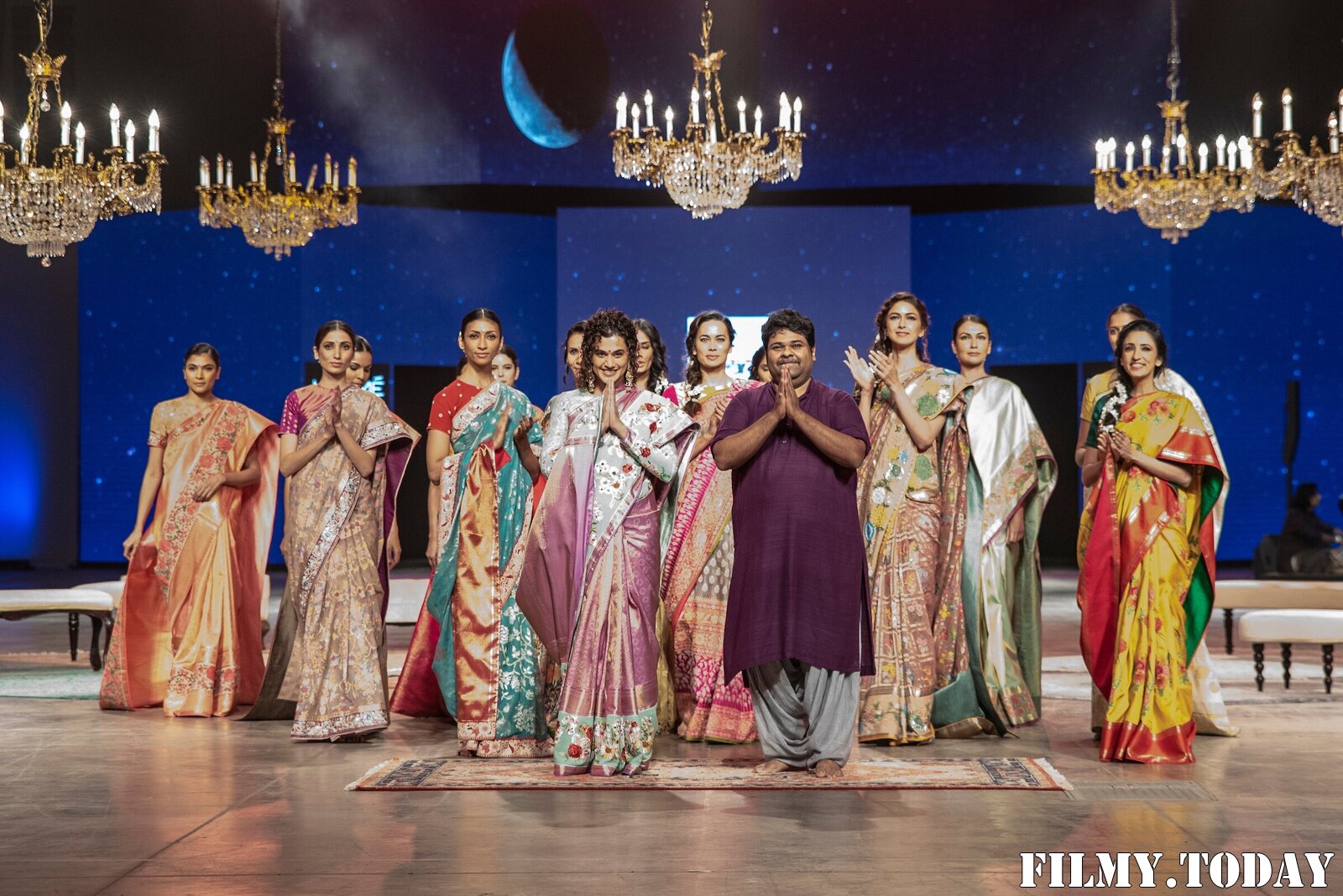 Photos: Gaurang Show At Lakme Fashion Week 2021 | Picture 1828424