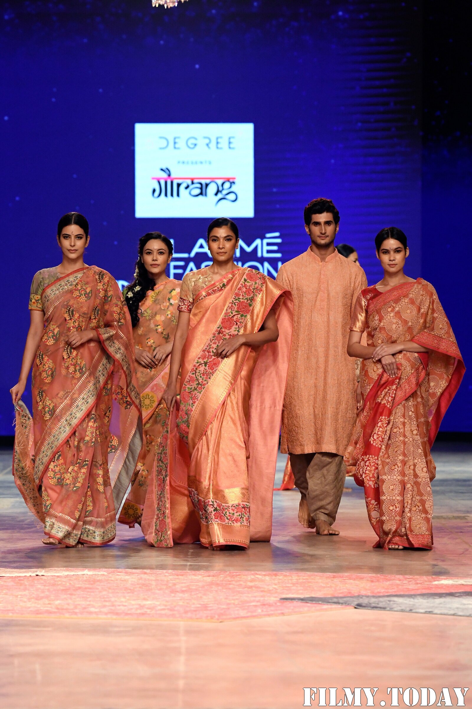 Photos: Gaurang Show At Lakme Fashion Week 2021 | Picture 1828431
