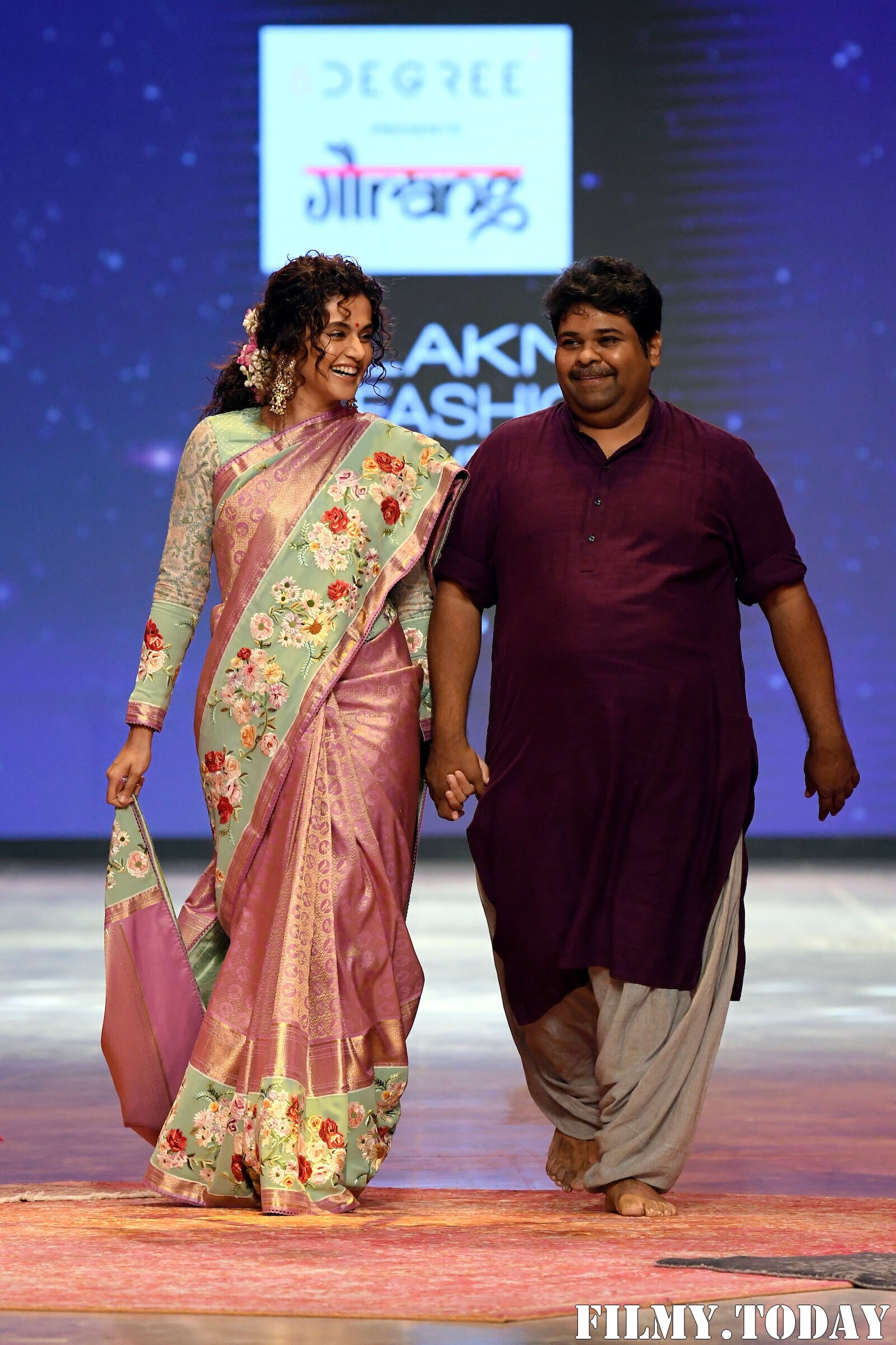 Photos: Gaurang Show At Lakme Fashion Week 2021 | Picture 1828439