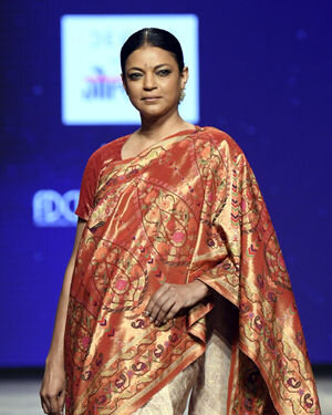 Photos: Gaurang Show At Lakme Fashion Week 2021 | Picture 1828429