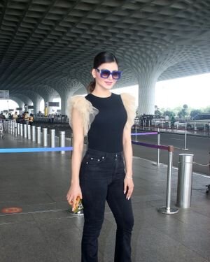 Urvashi Rautela - Photos: Celebs Spotted At Airport | Picture 1828511