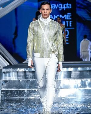 Photos: Grand Finale Of Lakme Fashion Week 2021