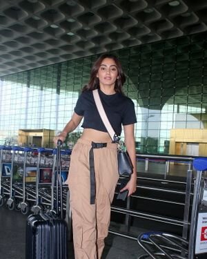Sana Makbul - Photos: Celebs Spotted At Airport | Picture 1828567