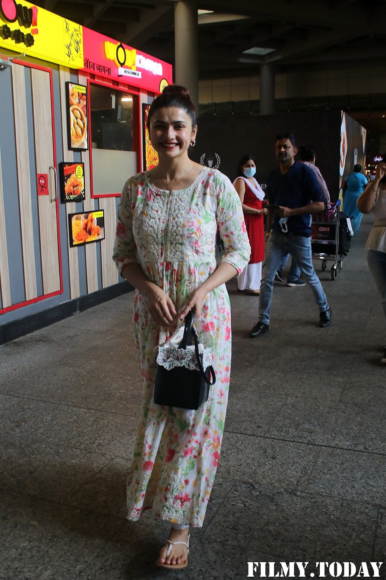 Prachi Desai - Photos: Celebs Spotted At Airport | Picture 1828625