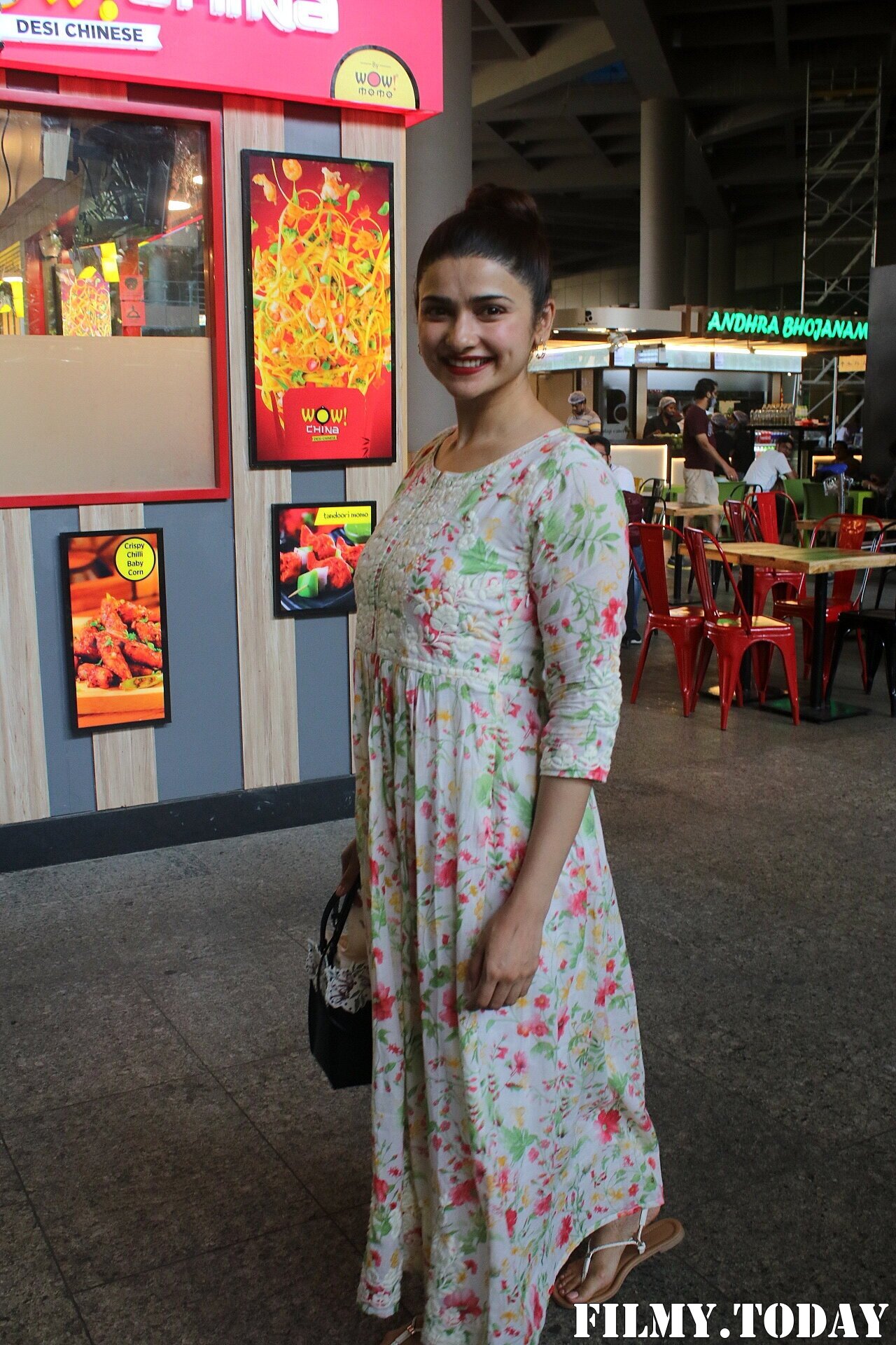 Prachi Desai - Photos: Celebs Spotted At Airport | Picture 1828624