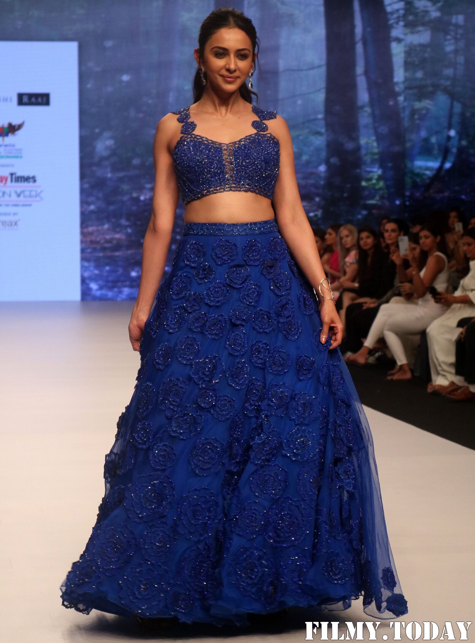 Rakul Preet Singh - Photos: Sonaakshi Raaj At Bombay Times Fashion Week 2021 | Picture 1828651