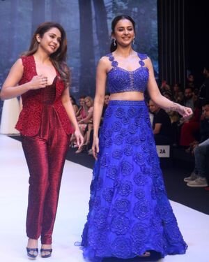 Photos: Sonaakshi Raaj At Bombay Times Fashion Week 2021